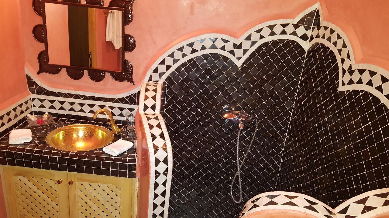 Dar Nour Fes Hotel Exterior photo